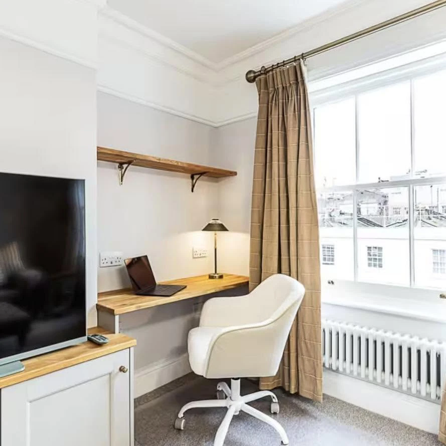 Carpentry & Joinery 3 Bespoke home office desks | Dartmouth, Devon
